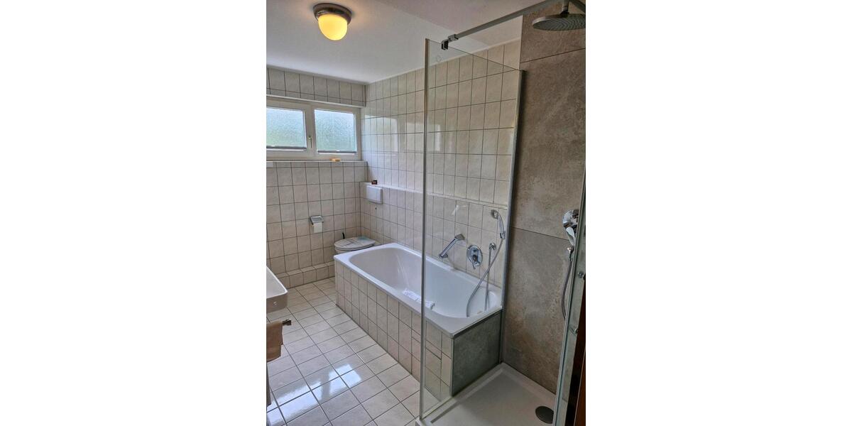 Reihenhaus Stuttgart Vaihingen - 4.5 Zimmer, 144 m&sup2;, 2.450&euro; | Angebot:27618969