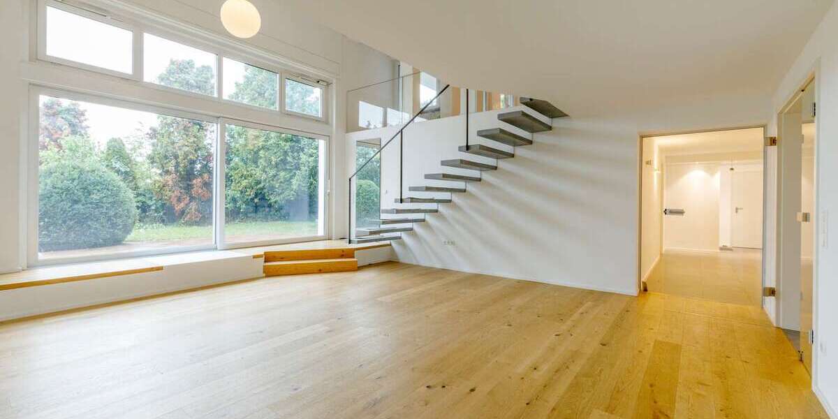 Etagenwohnung Stuttgart Degerloch - 3.5 Zimmer, 180 m&sup2;, 3.240&euro; | Angebot:27143729