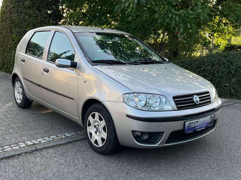 Fiat Punto 143.000 km 2.440 € Möglingen 71696