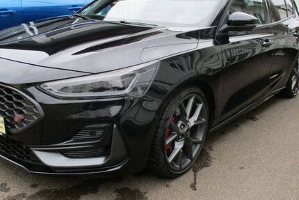 Ford Focus 26.000 km 30.990 &euro; Leinfelden-Echterdingen 70771