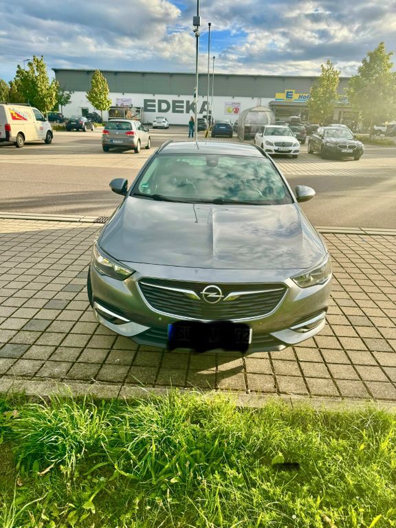 Opel Insignia 135.000 km 10.900 € Markgröningen 71706