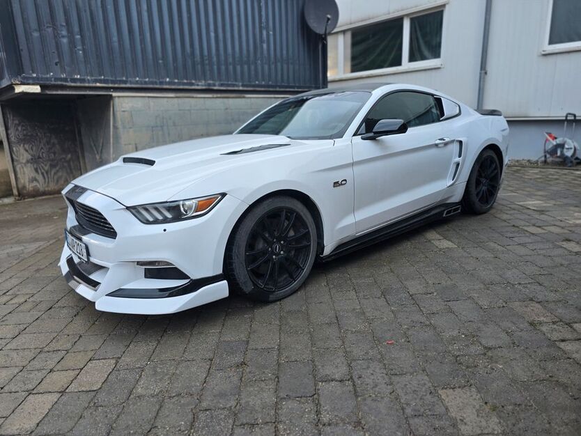 Ford Mustang 48.000 km 27.750 € Filderstadt 70794