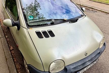 Renault Twingo 121.700 km 550 &euro; Stuttgart 70619