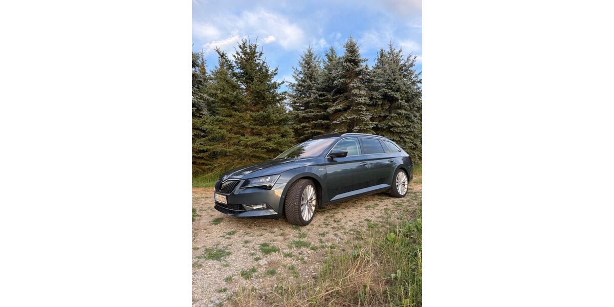 Skoda Superb 167.000 km 16.500 &euro; Frickenhausen 72636