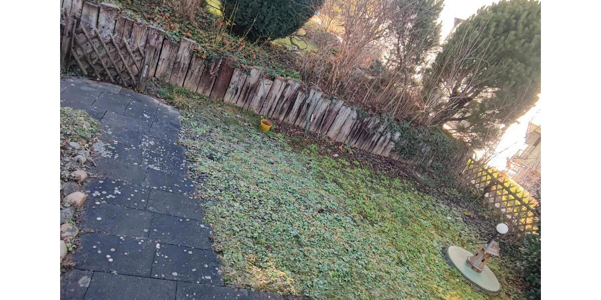 Doppelhaushälfte Herrenberg - 6 Zimmer, 146 m&sup2;, 550.000&euro; | Angebot:24825614