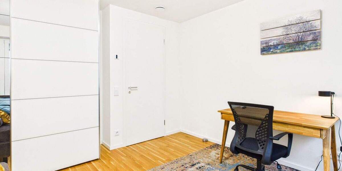 Etagenwohnung Stuttgart Feuerbach - 3 Zimmer, 94 m&sup2;, 2.020&euro; | Angebot:24683701