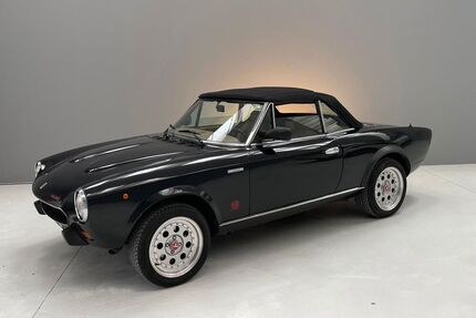 Fiat 124 Spider 60.000 km 28.000 € Esslingen 73734