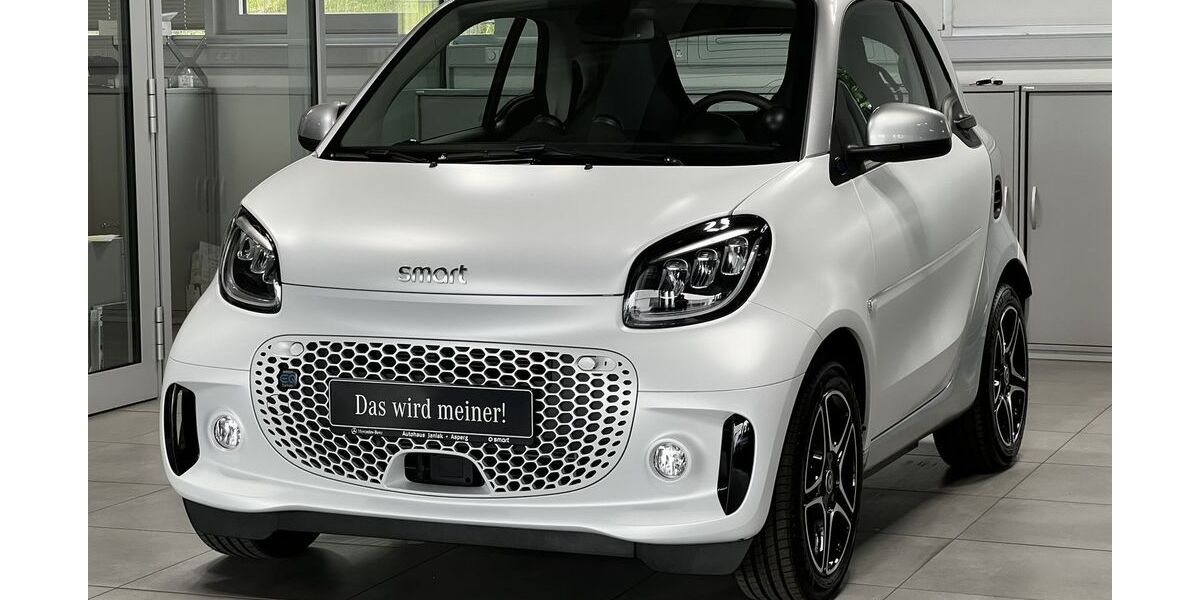 Smart ForTwo 6.536 km 17.870 &euro; Asperg 71679