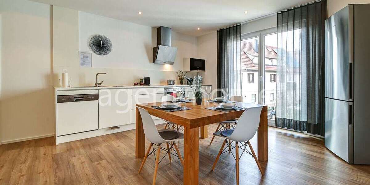 Etagenwohnung Reutlingen Altenburg - 3.5 Zimmer, 100 m&sup2;, 2.050&euro; | Angebot:24978761