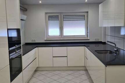Wohnung Fellbach Oeffingen - 4 Zimmer, 115 m&sup2;, 1.700&euro; | Angebot:27031087