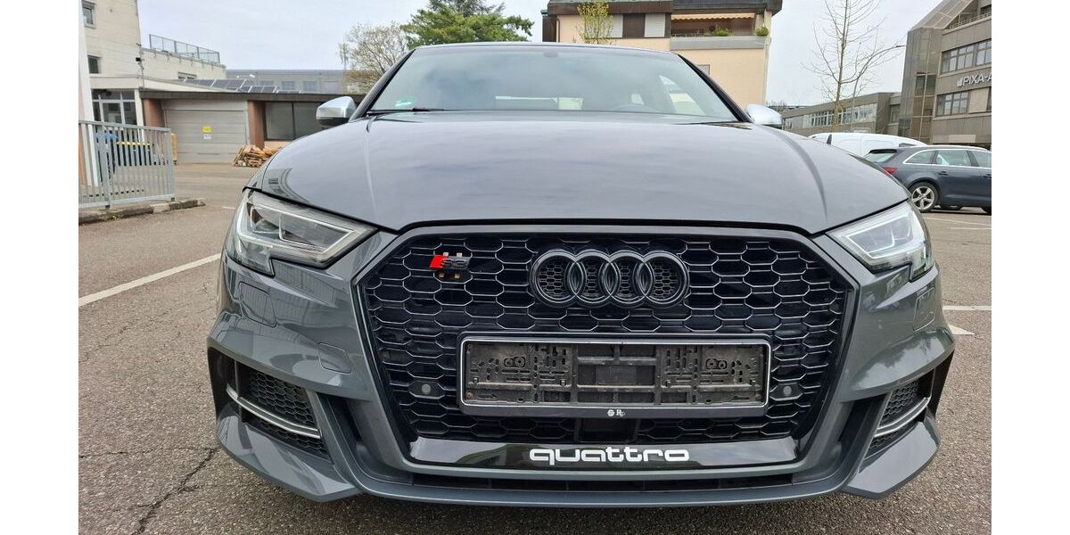 Audi S3 169.900 km 20.990 &euro; Kernen i. r 71394