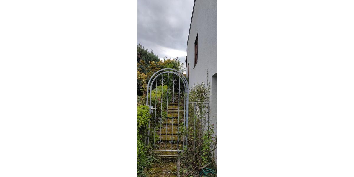 Reihenhaus Holzgerlingen - 4 Zimmer, 139 m&sup2;, 1.900&euro; | Angebot:25976661