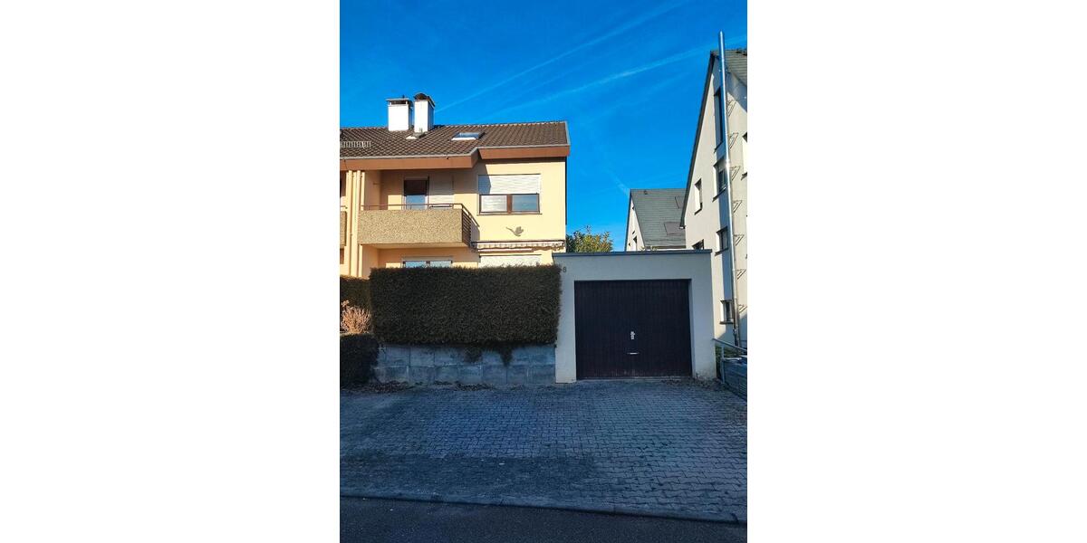 Doppelhaushälfte Herrenberg - 6 Zimmer, 146 m&sup2;, 550.000&euro; | Angebot:24825614