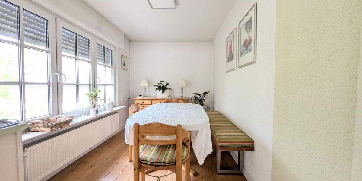 Einfamilienhaus Niefern-Öschelbronn Niefern - 7 Zimmer, 190 m&sup2;, 550.000&euro; | Angebot:25738400