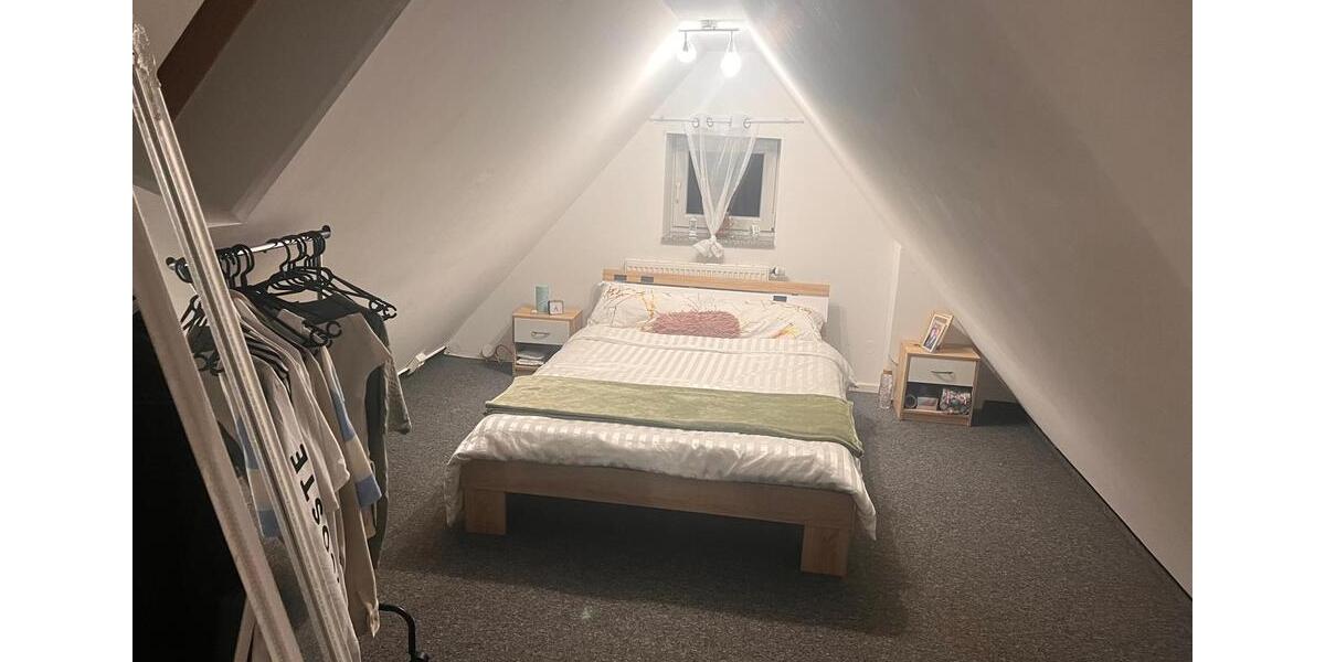Dachgeschoßwohnung Nufringen - 2 Zimmer, 50 m&sup2;, 950&euro; | Angebot:26364913