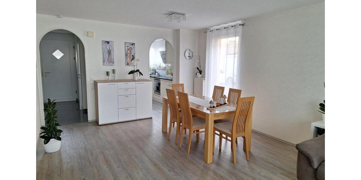 Reihenhaus Niefern-Öschelbronn Öschelbronn - 4.5 Zimmer, 127 m&sup2;, 549.000&euro; | Angebot:26085972