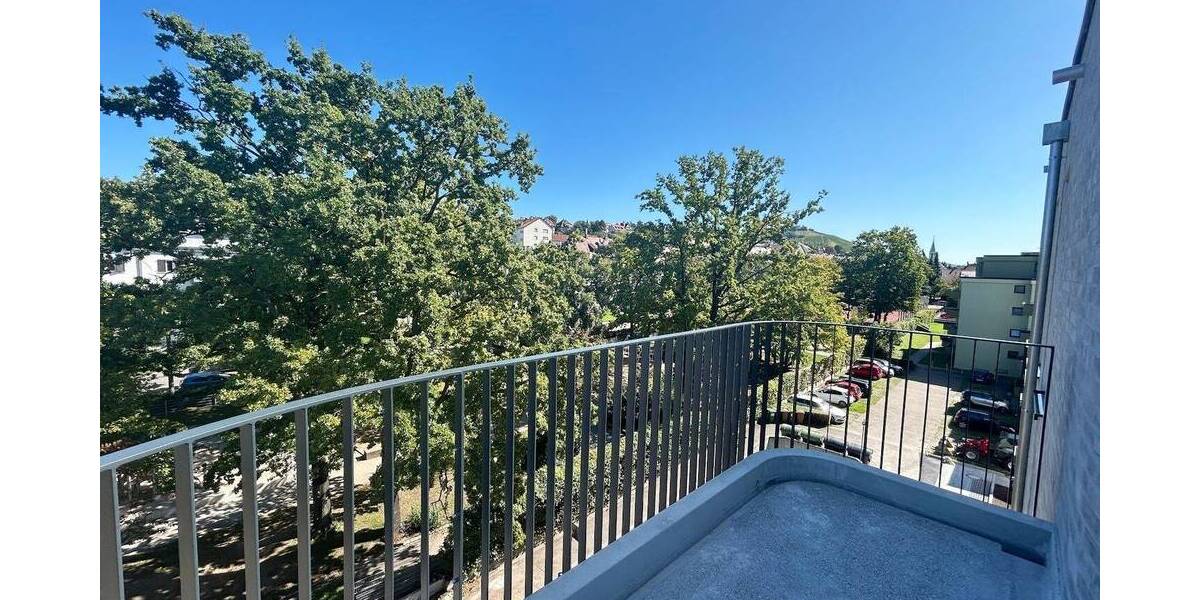 Etagenwohnung Stuttgart Untertürkheim - 3 Zimmer, 108 m&sup2;, 1.990&euro; | Angebot:24027699