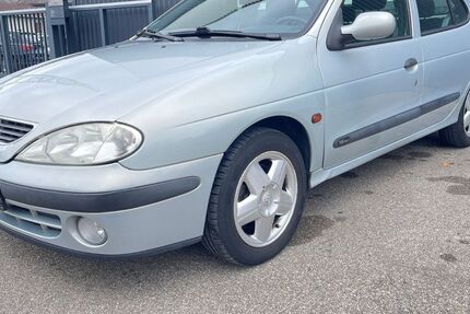 Renault Megane 182.000 km 3.190 € Asperg / Stuttgart 71679