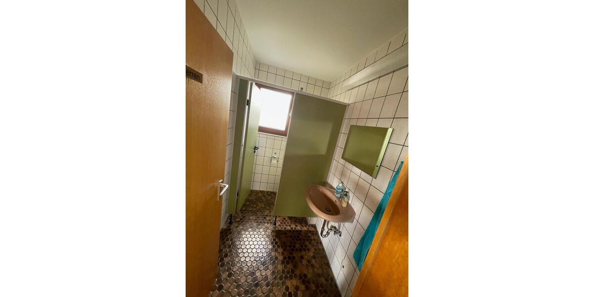 Gewerbeobjekt Nürtingen - 1.850&euro; | Angebot:26070085