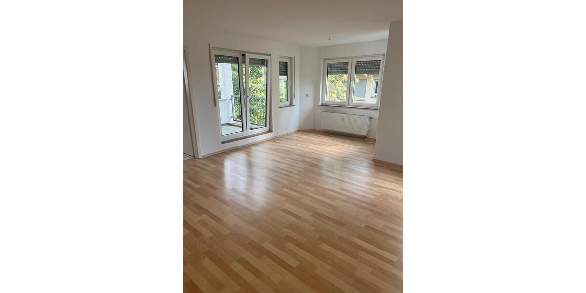 Etagenwohnung Leonberg - 2.5 Zimmer, 60 m&sup2;, 900&euro; | Angebot:26368822