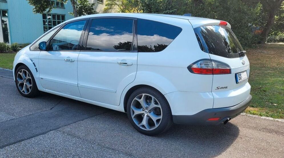 S-Max