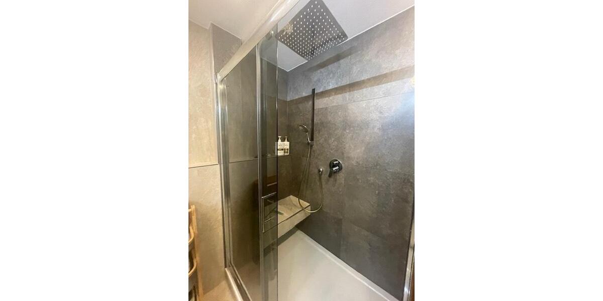 Dachgeschoßwohnung Renningen - 3.5 Zimmer, 75 m&sup2;, 390.000&euro; | Angebot:25644989