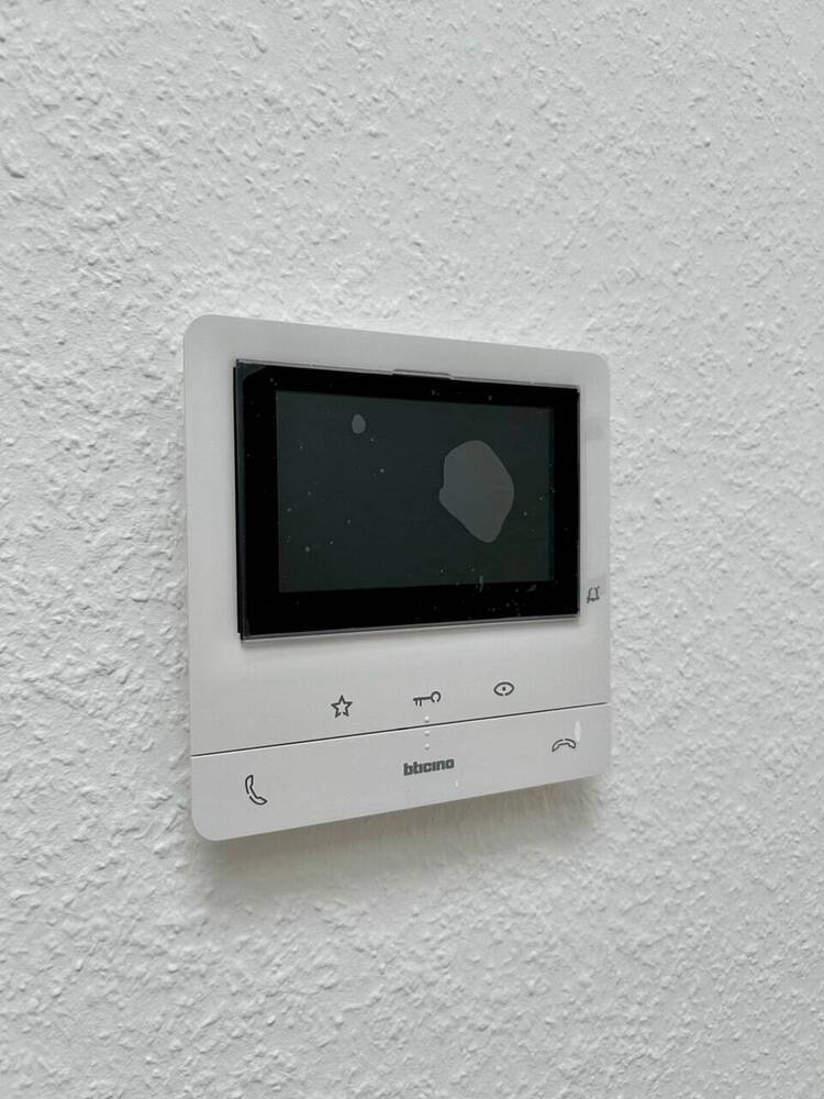 EXKLUSIVE-NEUBAU-ERSTBEZUG! Traumhafte DG-Wohnung mit Top-Ausstattung (Balkon, EBK, Aufzug uvm.) in sonniger direkter City-Lage!