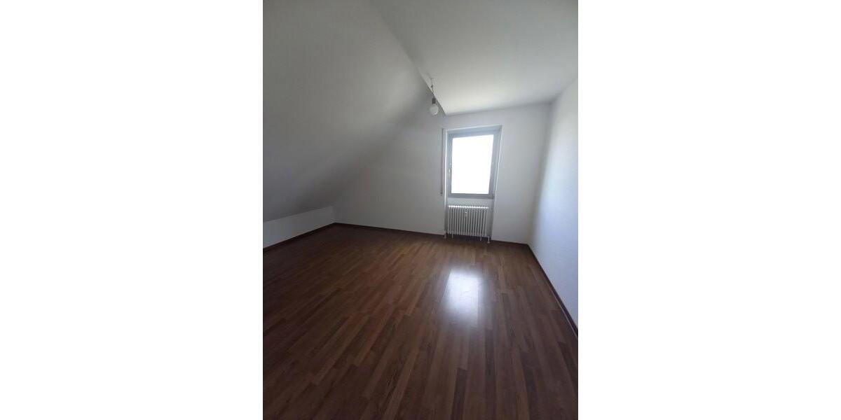 Dachgeschoßwohnung Stuttgart Sillenbuch - 2 Zimmer, 59 m&sup2;, 856&euro; | Angebot:25972425