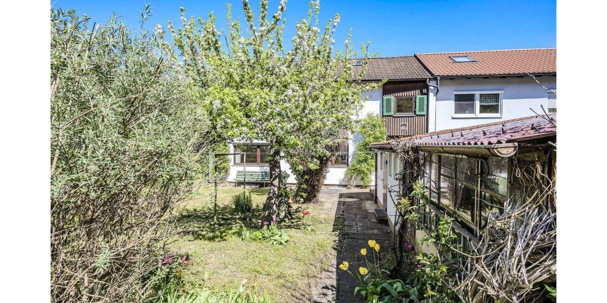 Mehrfamilienhaus, Wohnhaus Stuttgart Bergheim - 6 Zimmer, 123 m&sup2;, 670.000&euro; | Angebot:26643463