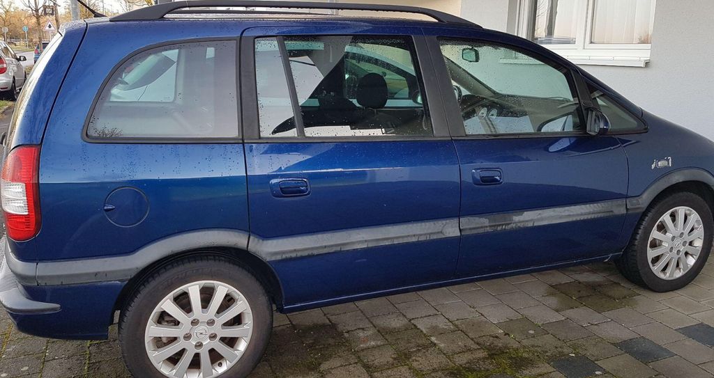 Opel Zafira 202.712 km 2.800 &euro; Tübingen 72072