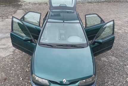 Renault Laguna 157.102 km 2.690 € Böblingen 71032
