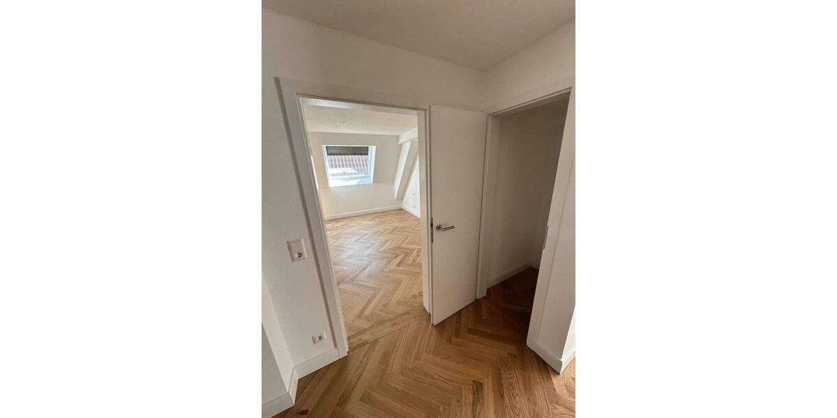 Etagenwohnung Aichtal Aich - 1 Zimmer, 75 m&sup2;, 1.200&euro; | Angebot:26818380