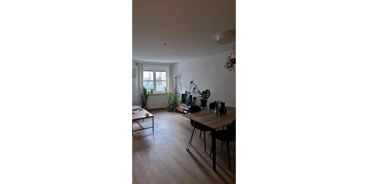 Hochparterre Stuttgart Lehen - 2 Zimmer, 69 m&sup2;, 1.440&euro; | Angebot:23875974