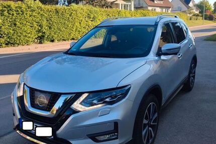 Nissan X-Trail 147.230 km 7.000 &euro; Stuttgart 70469