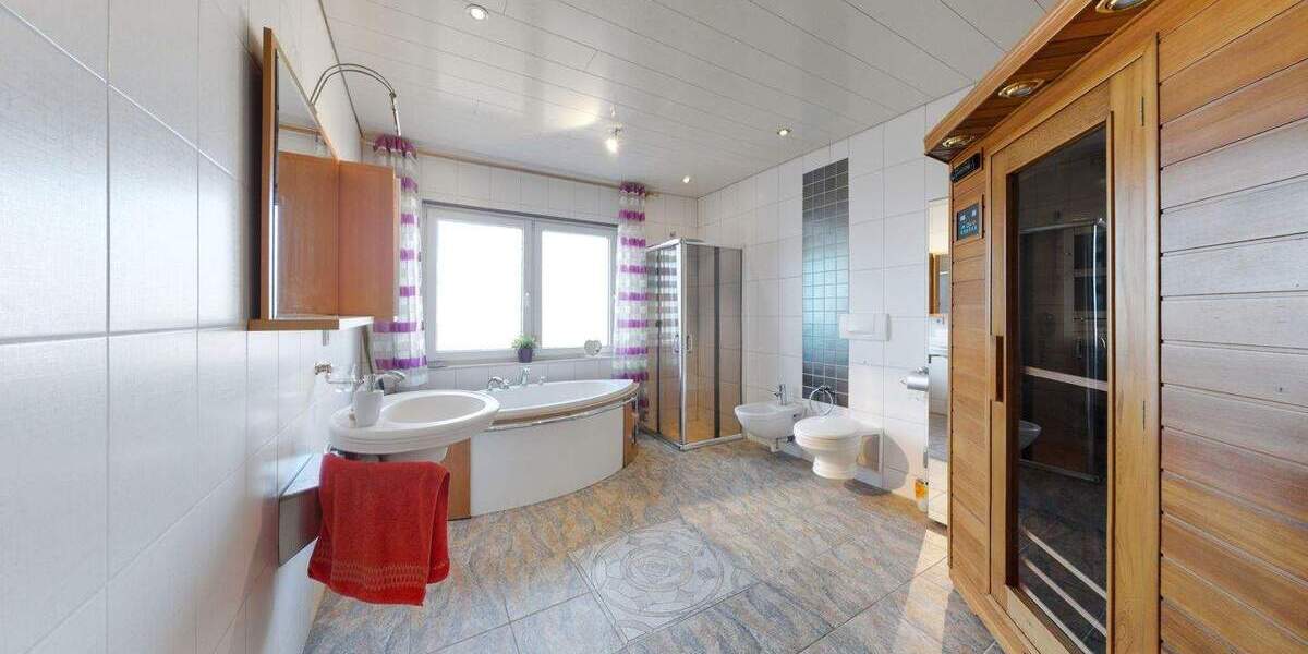 Etagenwohnung Remseck Neckarrems - 7 Zimmer, 226 m&sup2;, 799.000&euro; | Angebot:24847873