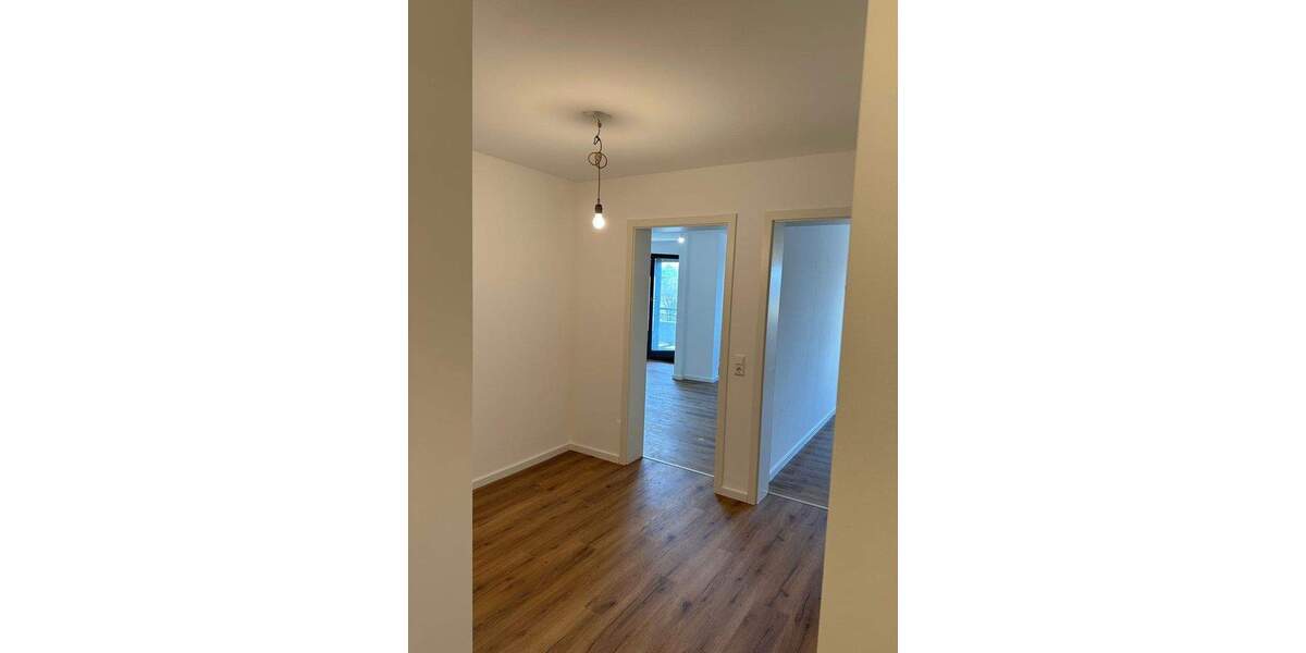 Etagenwohnung Esslingen-Oberesslingen Oberesslingen - 2 Zimmer, 68 m&sup2;, 289.000&euro; | Angebot:24810103