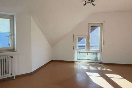 Wohnung Gärtringen - 3 Zimmer, 90 m&sup2;, 249.000&euro; | Angebot:25268250