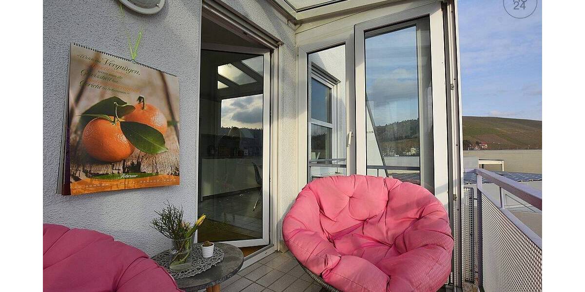 Etagenwohnung Stuttgart Untertürkheim - 2 Zimmer, 70 m&sup2;, 1.390&euro; | Angebot:26627287