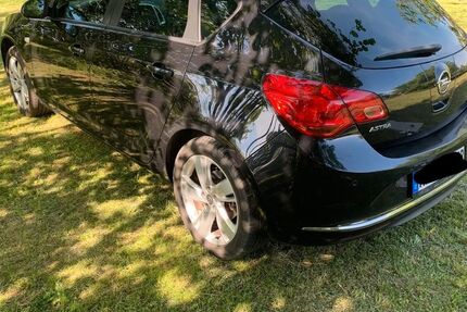 Opel Astra 130.000 km 6.000 € Stuttgart 70178