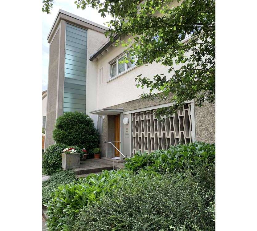 Haus zum Kaufen in Stuttgart 2.250.000 € 572 m²
