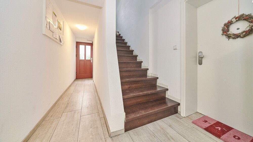 Etagenwohnung Freiberg am Neckar Heutingsheim - 2 Zimmer, 64 m&sup2;, 265.000&euro; | Angebot:24675222