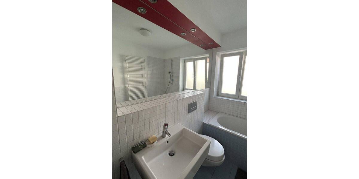Etagenwohnung Stuttgart West - 2 Zimmer, 72 m&sup2;, 1.300&euro; | Angebot:26862385