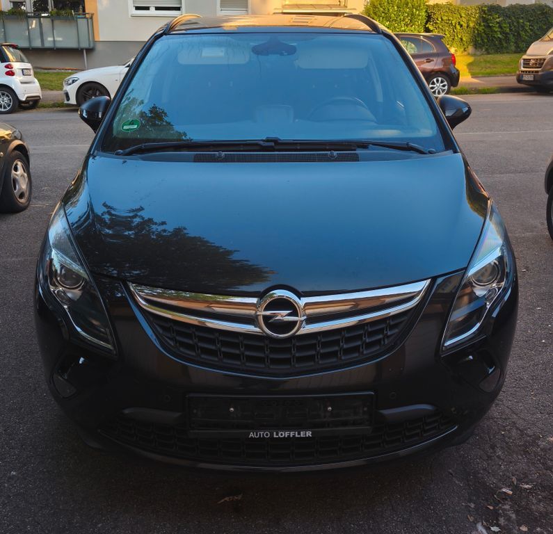 Opel Zafira Tourer 99.999 km 10.190 € Tiefenbronn 75233