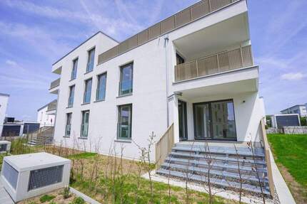 Traumwohnung mit gehobener Ausstattung & eigenem Garten! 3 zimmer