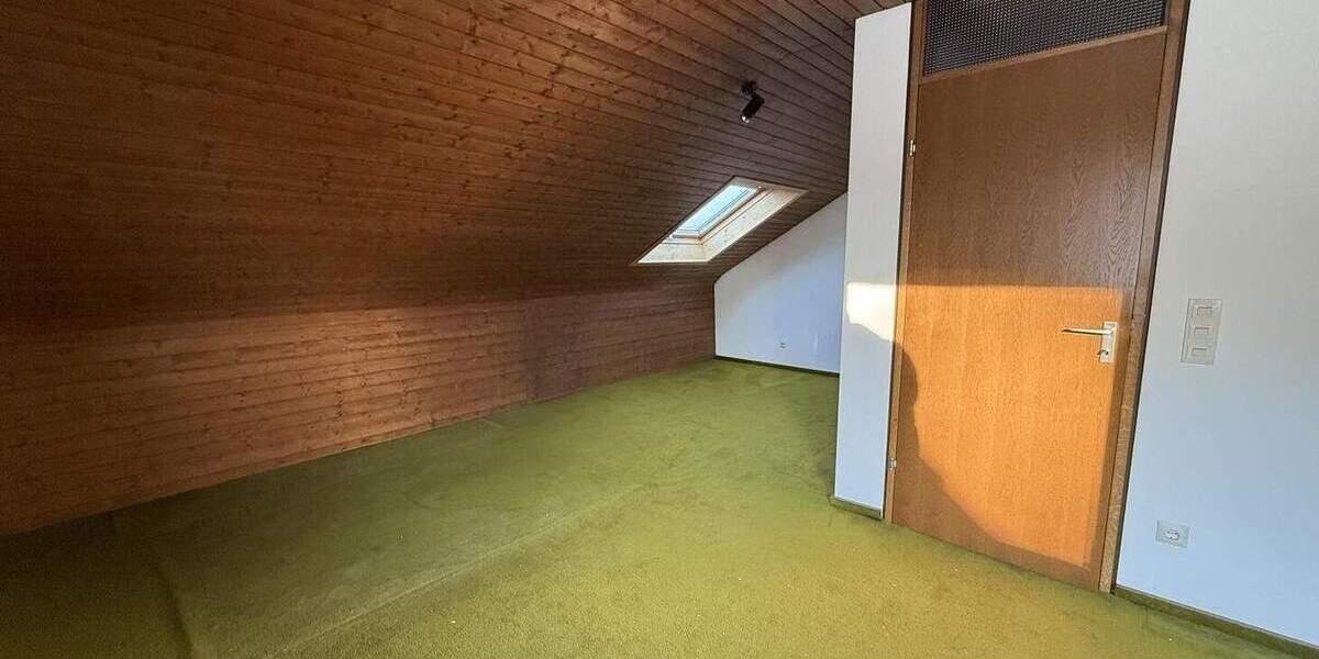 Doppelhaushälfte Esslingen am Neckar Weil - 5 Zimmer, 127 m&sup2;, 450.000&euro; | Angebot:24506069