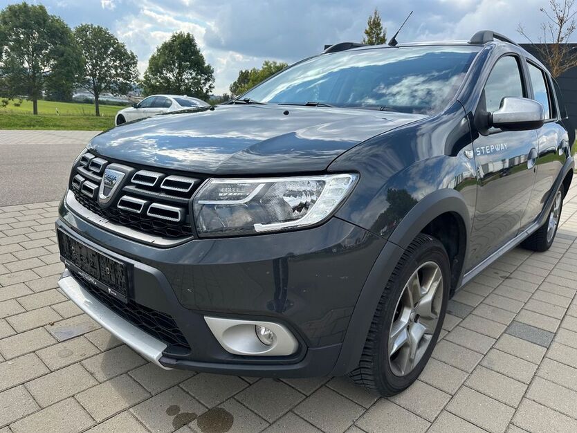 Dacia Logan 131.000 km 7.999 € Schönaich 71101