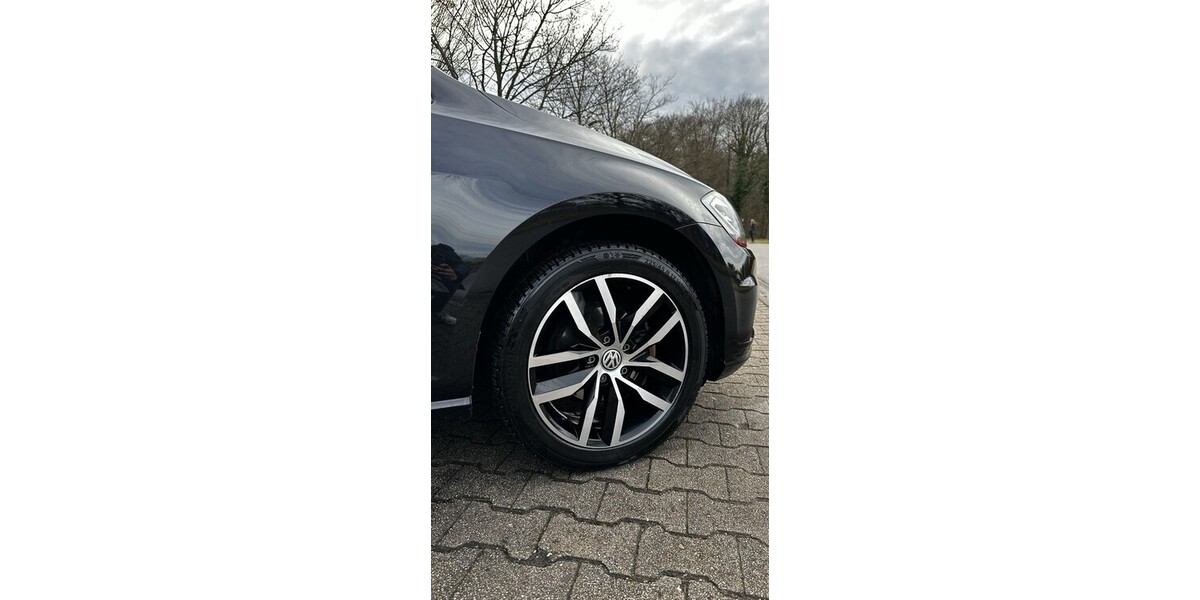 VW Golf 105.000 km 11.500 &euro; Stuttgart 70173