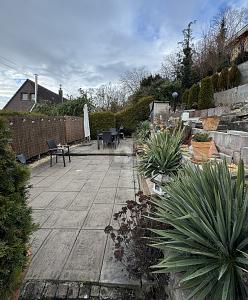 GRÜNE OASE MIT SAUNA & MEHREREN TERRASSEN - Einfamilienhaus Sindelfingen Darmsheim | Angebot:25448720