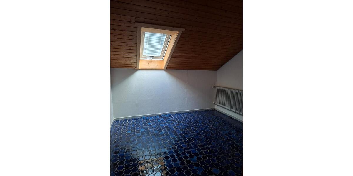 Einfamilienhaus Rottenburg am Neckar - 6 Zimmer, 168 m&sup2;, 1.550&euro; | Angebot:24354979
