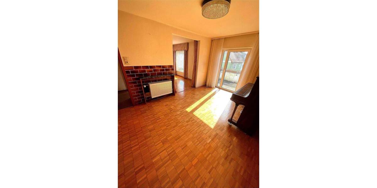 Doppelhaushälfte Stuttgart Luginsland - 7 Zimmer, 134 m&sup2;, 535.000&euro; | Angebot:25696486